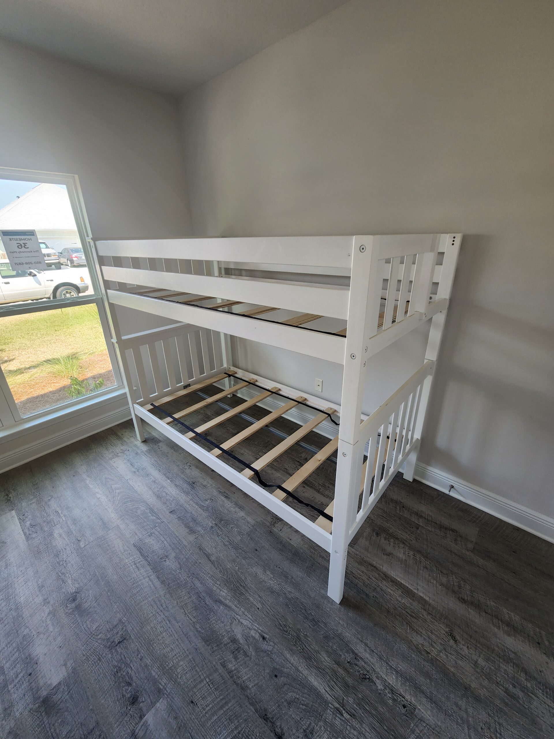 Classic All Wood Construction Kids Bunk Bed.