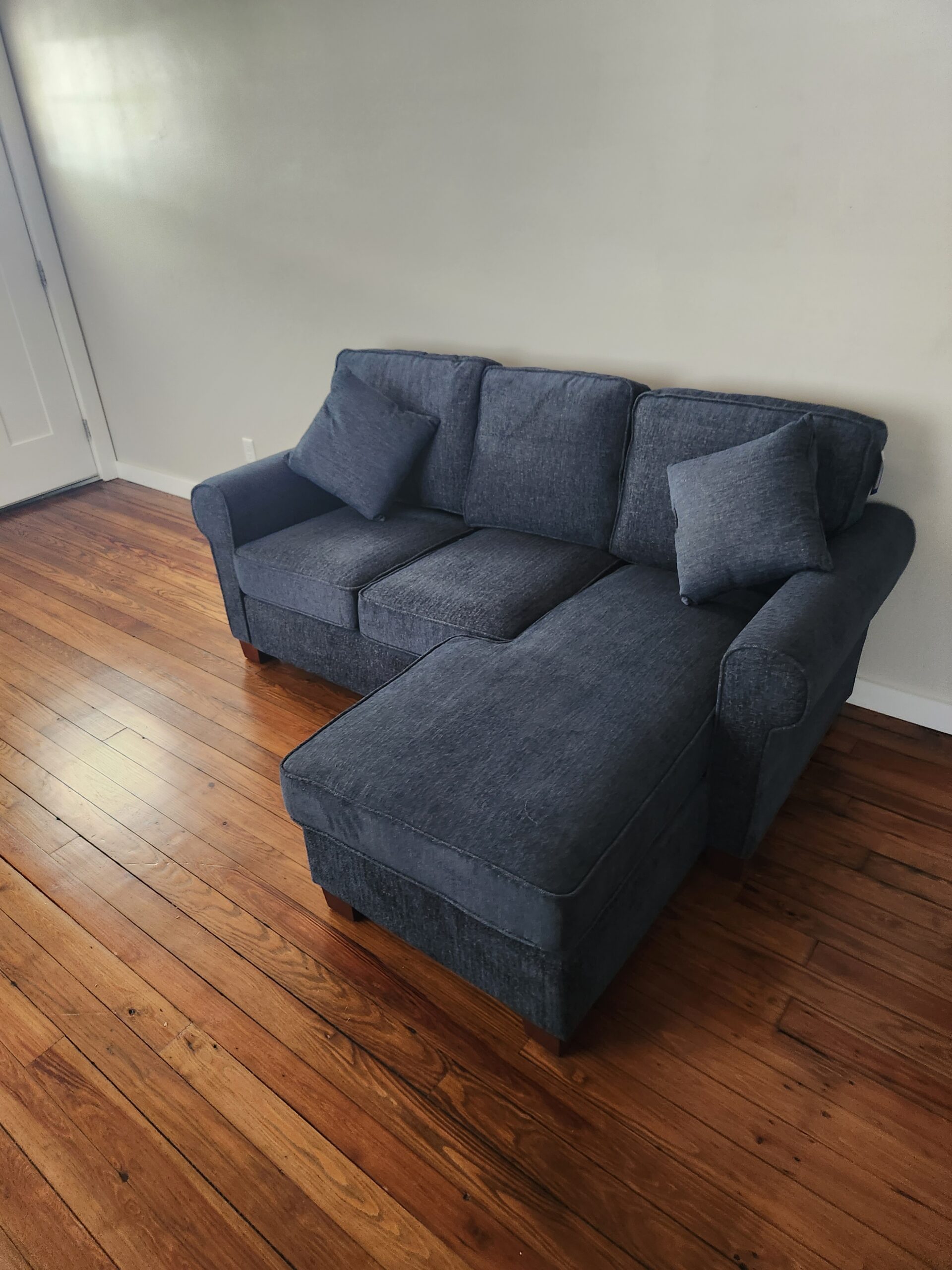 Get a new Comfy Couch that Looks Great too. See what people are Buying
